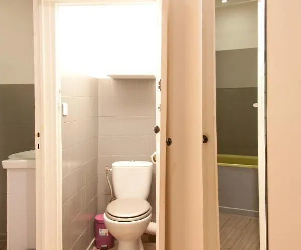 아파트 Le Poilu 40 M2 *